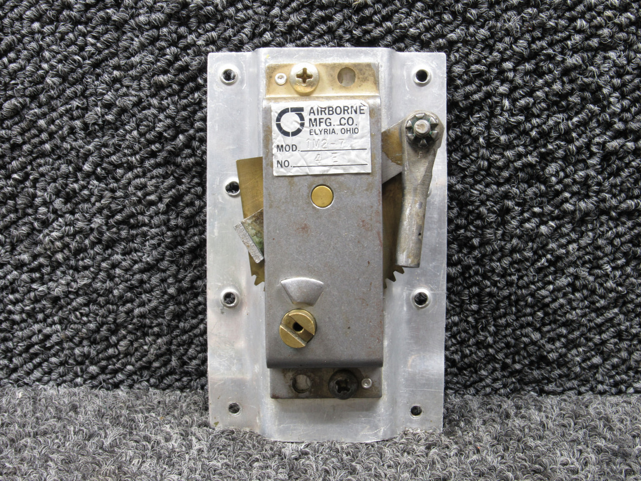 1M2-7 (WEU: 1M2-15) Airborne Fuel Selector Box Assembly with Mounting Bracket