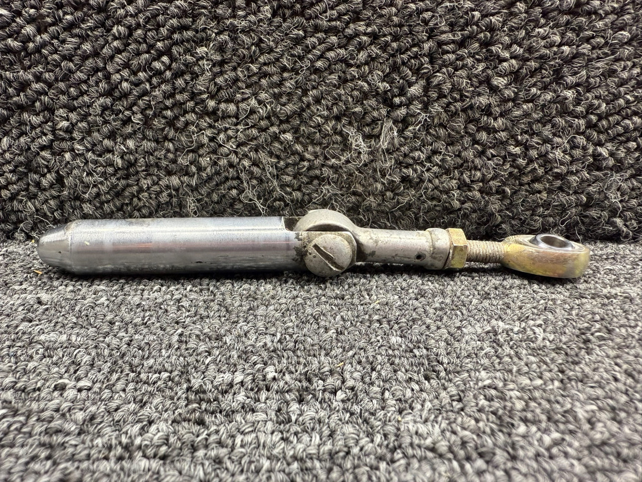 46482-002, 24166-000 Piper PA-31T Upper Door Latch Pin and Rod Assembly