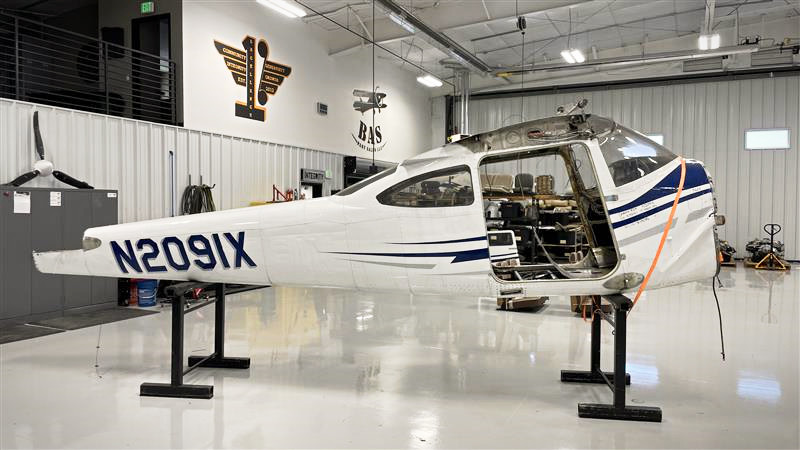 Cessna 182H Fuselage with Bill of Sale, Data Tag, and Logbooks
