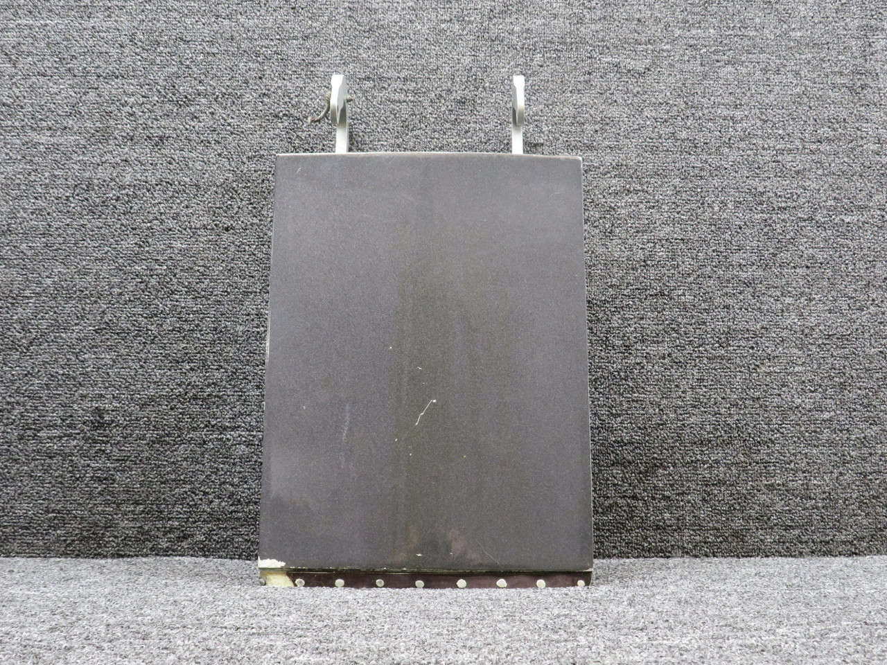 5513071-3 (Fso: 5513071-28) Cessna Citation 560 Nose Gear Spade Door Assembly