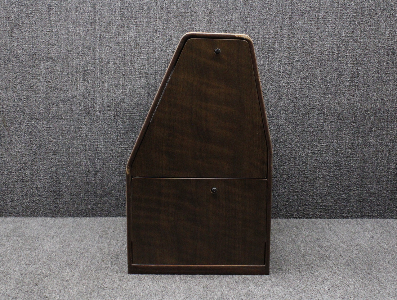 653-432 Piper PA46-310P LH Cabinet Assembly