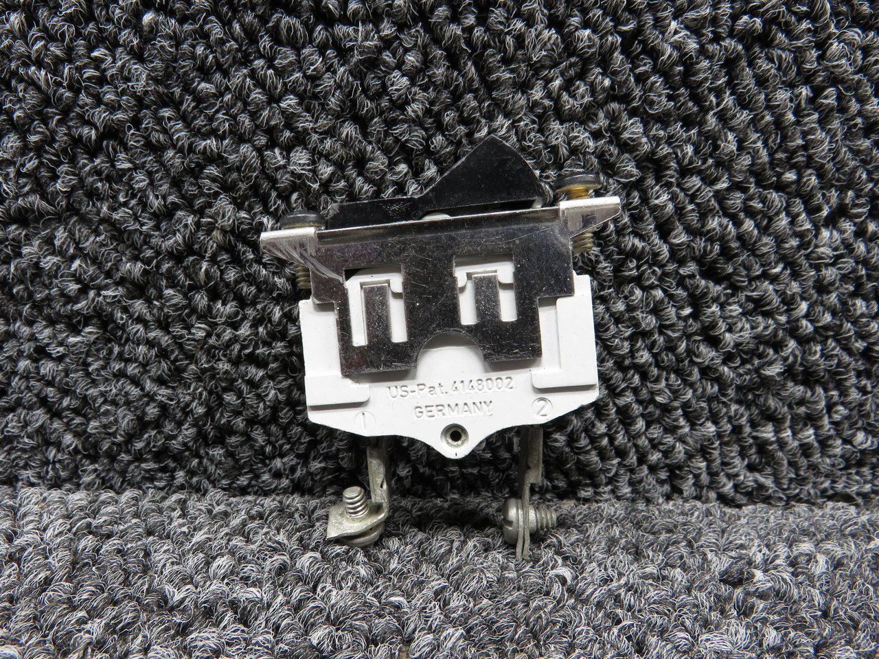 41-10-P10 E-T-A Maintained Push Rocker Switch, 250 Volts and 10 Amps