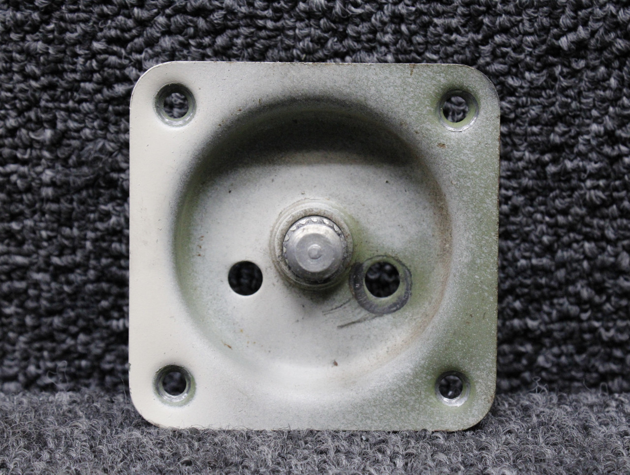 0413195-3, 0511227-7 Cessna 175A Cabin Door Handle Plate and Shaft Assembly LH