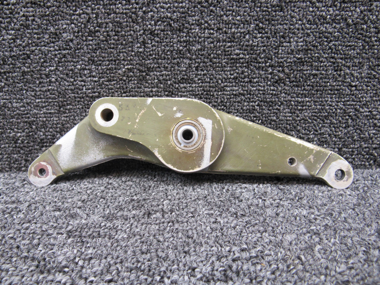 5565626-1 (Cast: 5565626-491) Cessna Citation 560 Nose Gear Steering Bellcrank