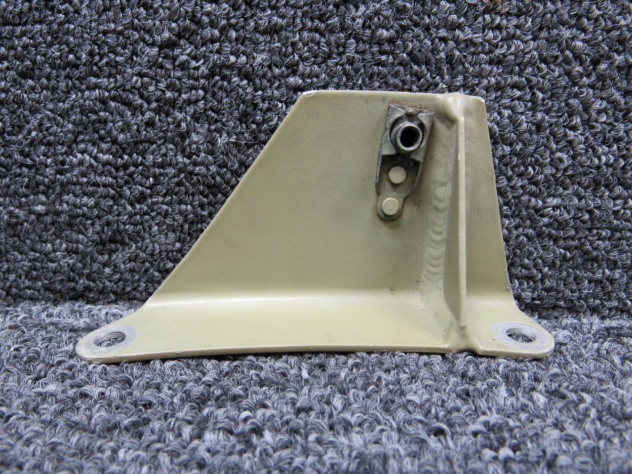 6552352-99 Cessna Citation 560 Upper Outboard Engine Bracket LH