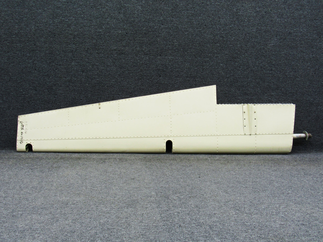 440000-4439 (Alt: 440000-531) Aero Commander 690B Elevator Assembly LH