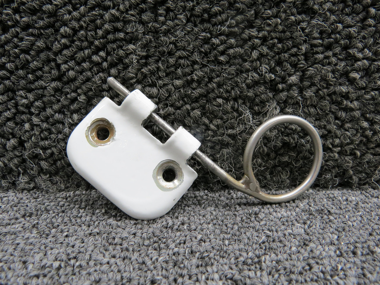 0711037-18, 0711038-1 Cessna 182H RH Cabin Door Lower Stationary Hinge