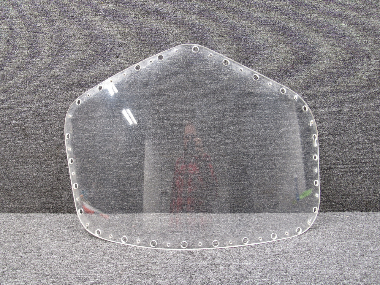 5511285-5 Cessna Citation 560 Pilot Side Inner Windowpane LH (Stress Cracks)
