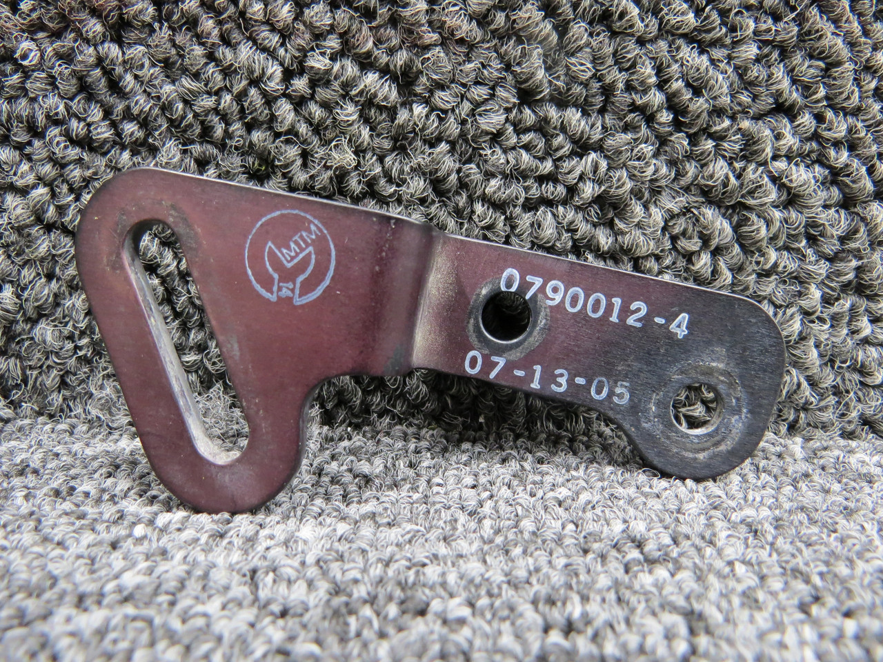 0790012-4 Cessna 206H Ultraloc Clevis Bracket