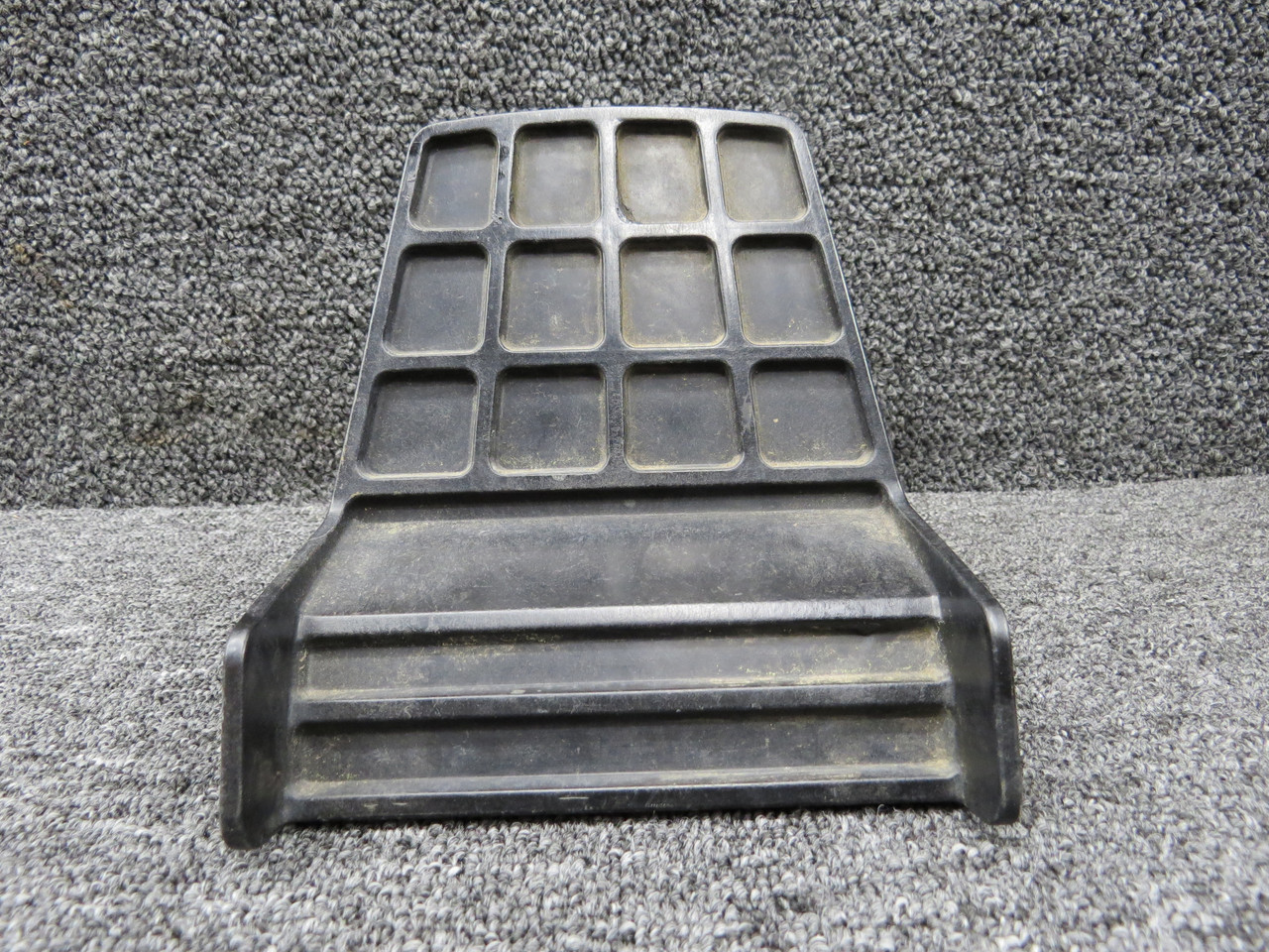 0413578-1, 0411307-0 Cessna 172S LH or RH Rudder Pedal with Bar