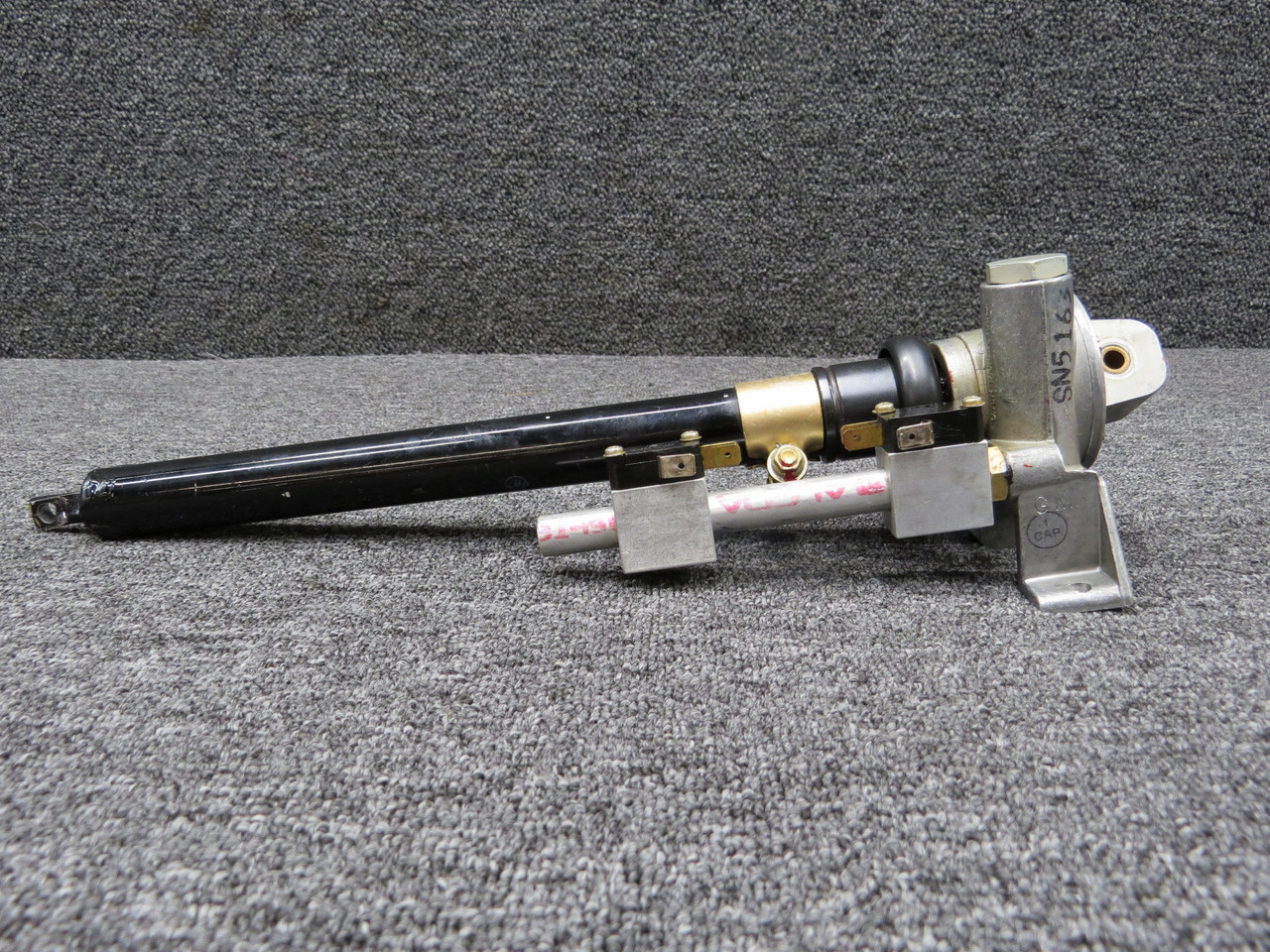 99854-002 Piper PA28-181 Actuator Condenser Door (Core)