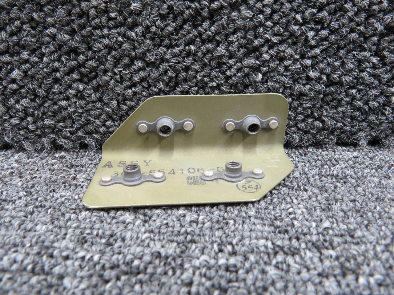 300-554106-17 Rockwell 700 Fuselage Nose Bracket