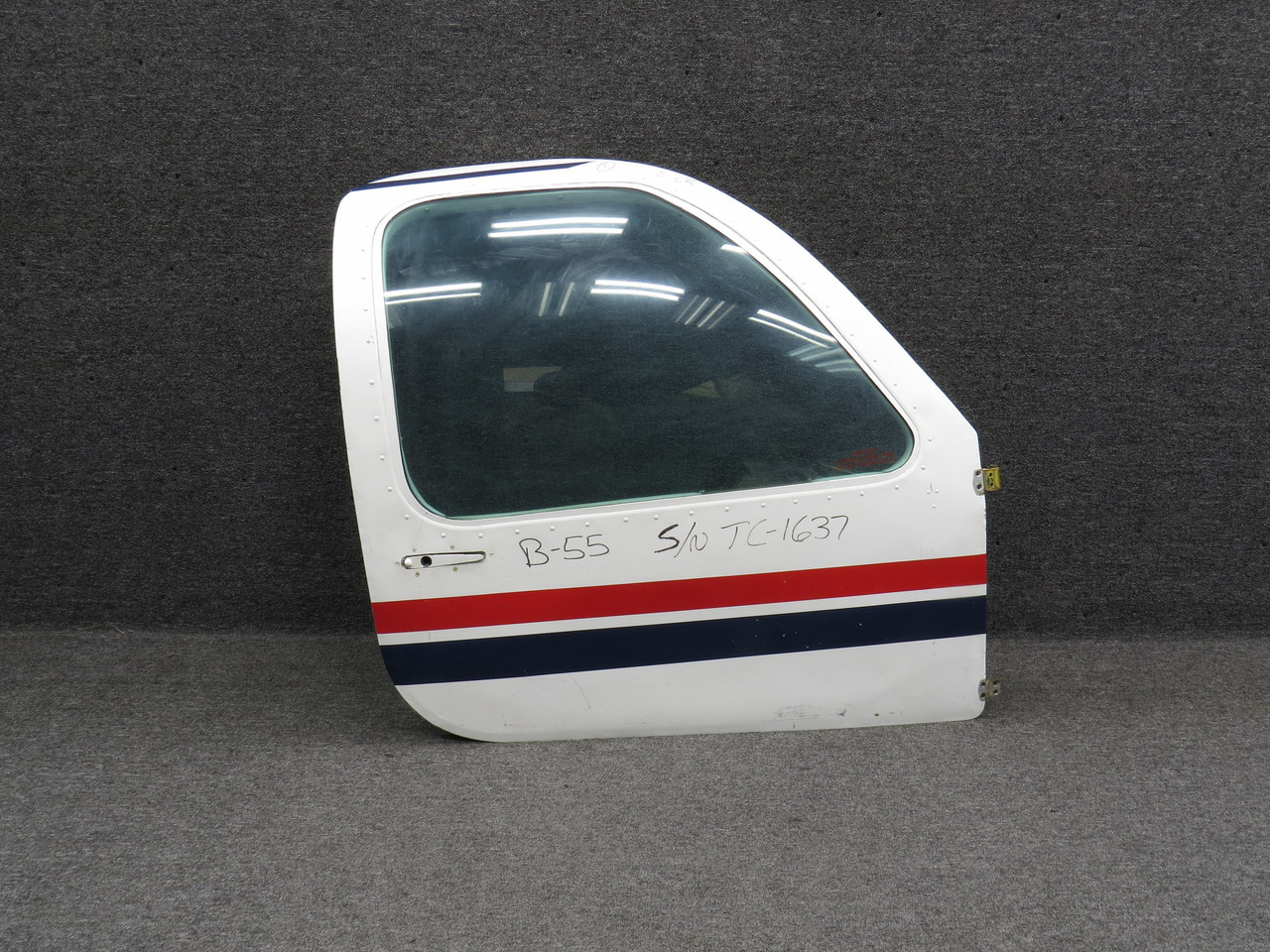 95-420012-638 Beechcraft 55 Cabin Door Assembly with Tinted Window RH