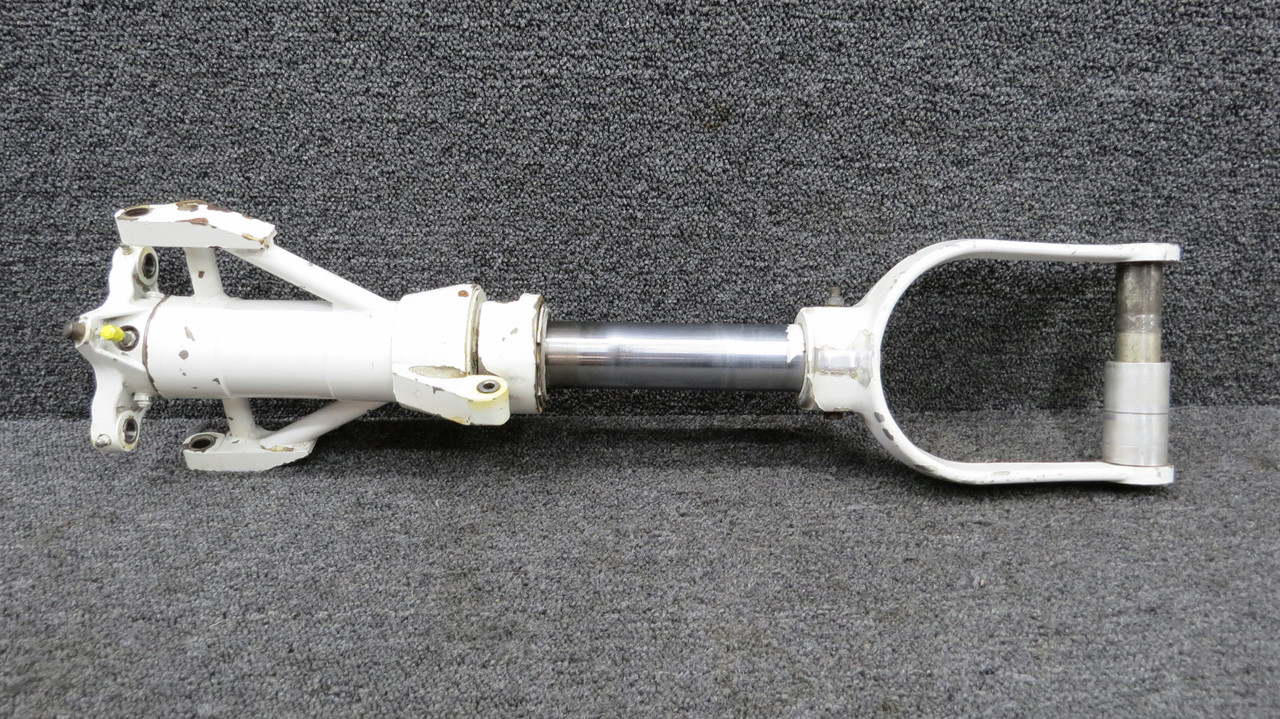 2043000-200 (Use: 2043000-202) Cessna 177RG Nose Gear Shock Strut 2043000-200 (Use: 2043000-202) Cessna 177RG Nose Gear Shock Strut