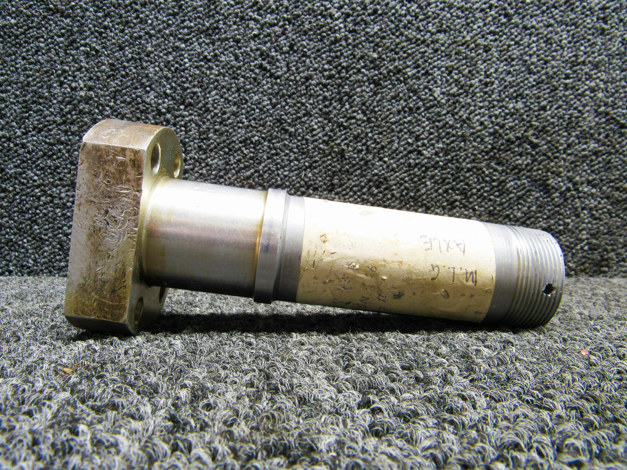 0541124 Cessna 172 Main Landing Gear Axle, Aluminum Unit