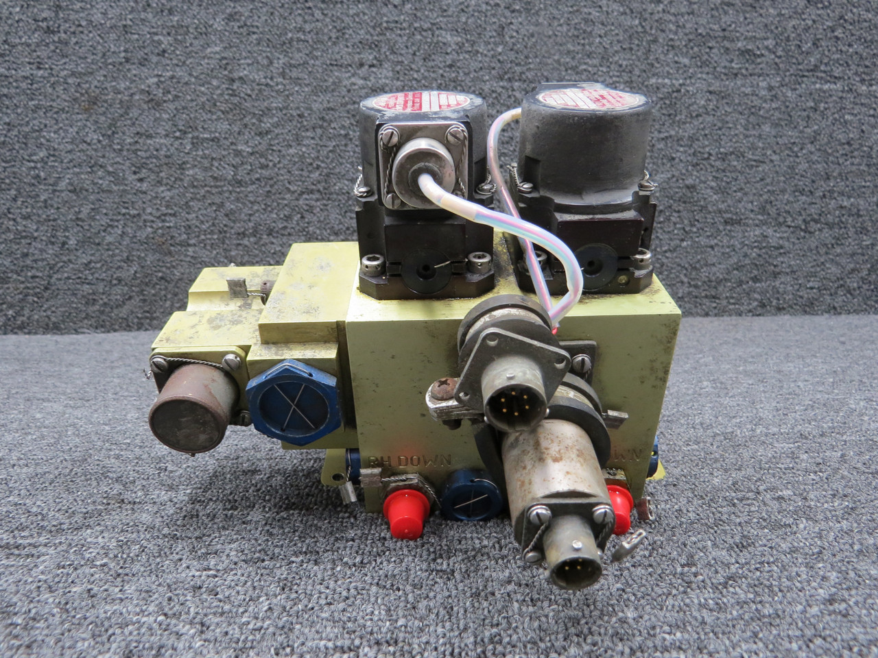 56260 (Alt: 2627023-1) Sterer Spoileron Control Valve Manifold Assembly (Core)