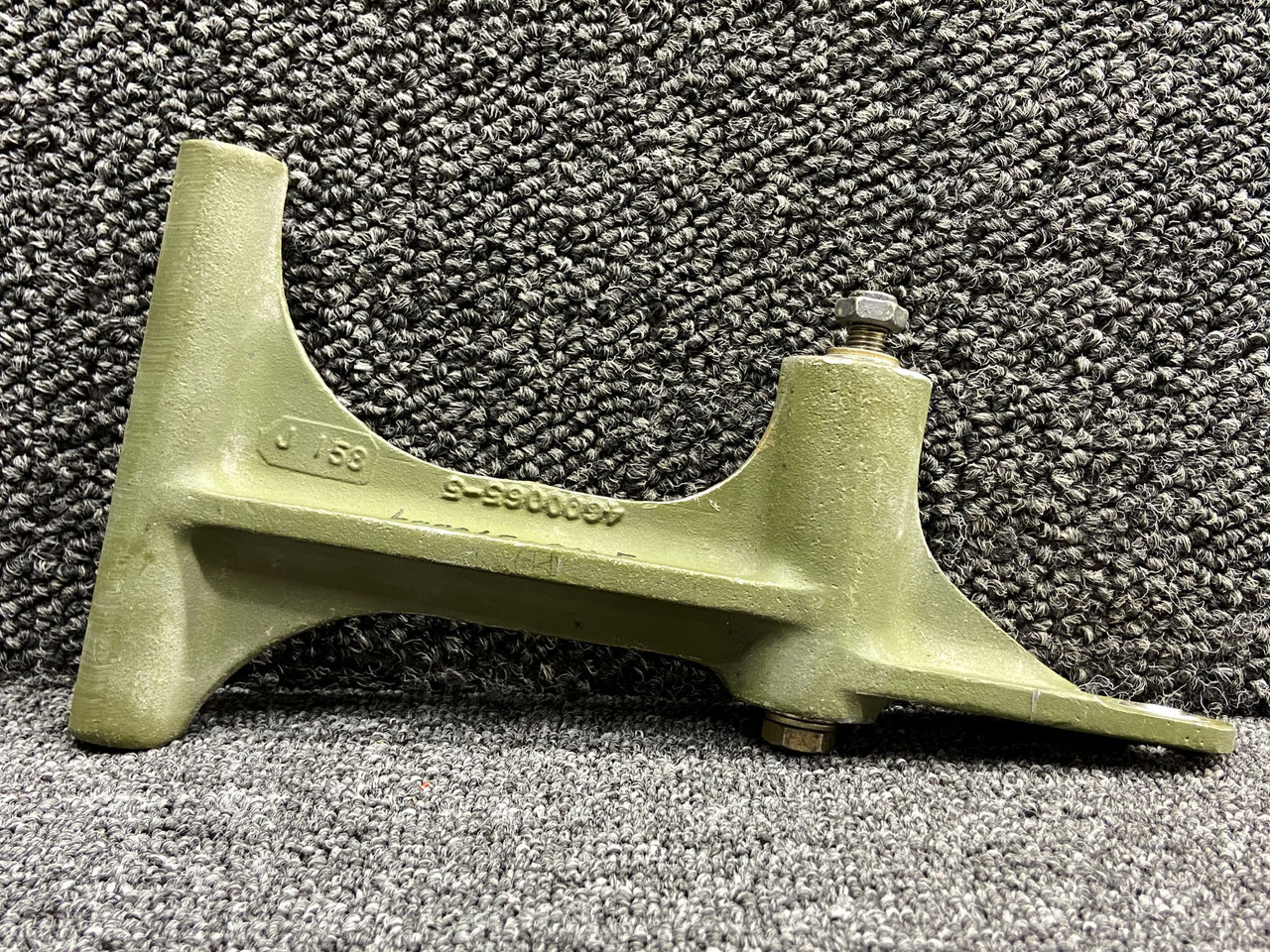 600065-001 (Casting Number: 4600065-5) Piper PA60-602P Forward