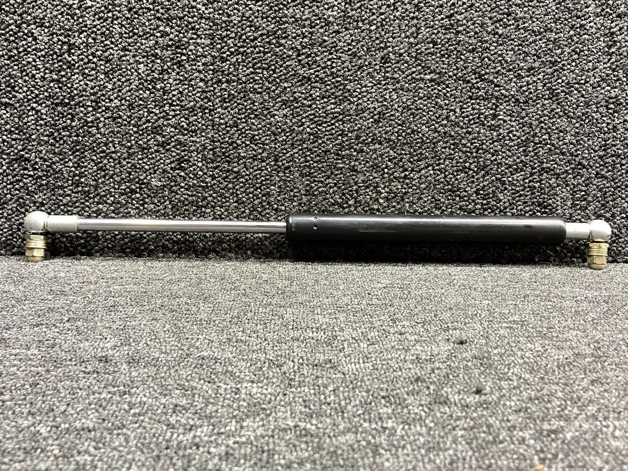 980162-501 Piper PA60-602P Aerostar Upper Cabin Door Holder Assembly