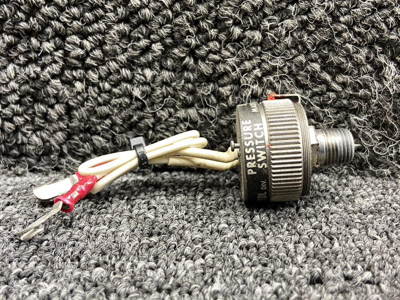 506300-32-3 Acco Bristol Pressure Switch