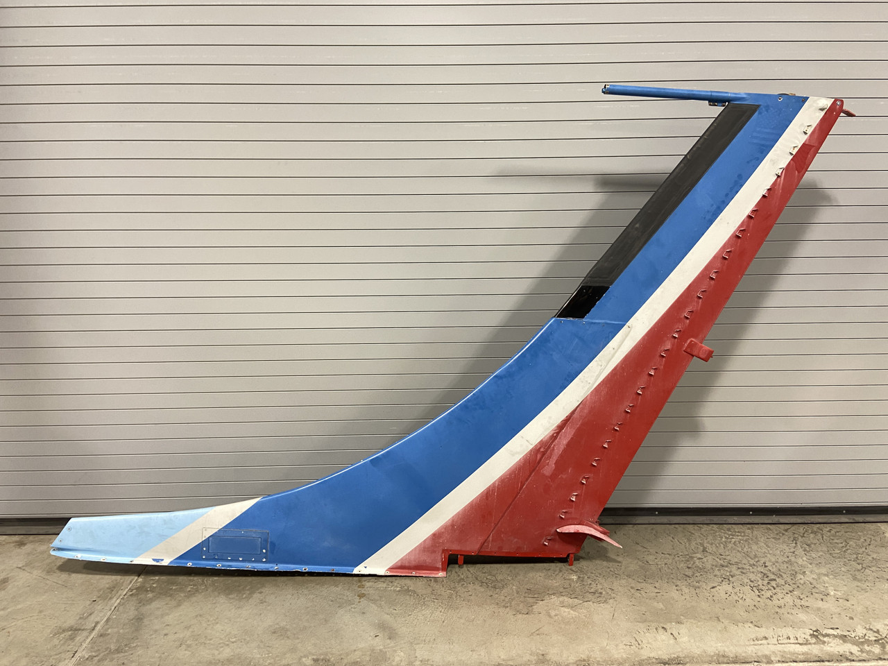 220000-001, 220024-001 Piper PA60-602P Aerostar Vertical Stabilizer Assembly