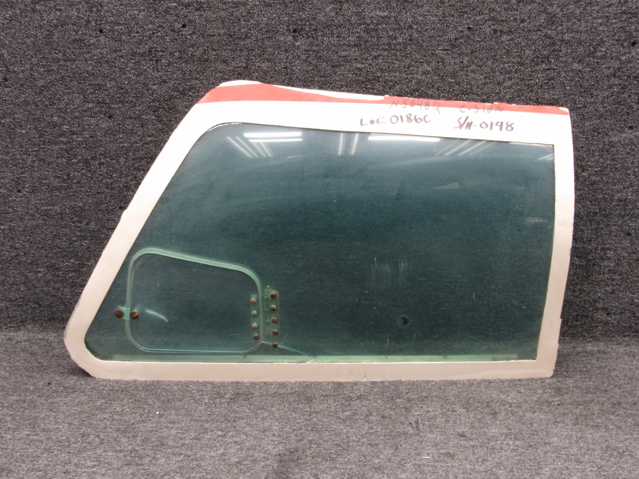 0811202-7 Cessna 310N Cabin Window Assembly (Damaged)