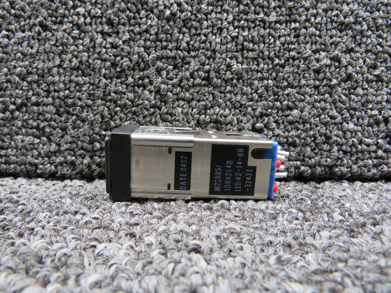 M22885-1084214B Aerospace Terr Inhibit Annunciator Push Switch
