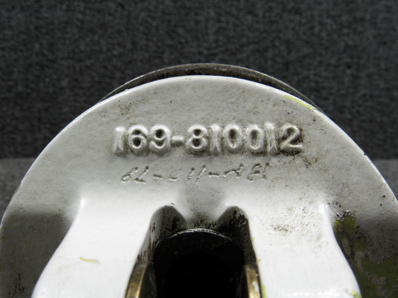 169-810000-117 Beech MLG Shock Absorber Rod, White Chipped Paint Unit