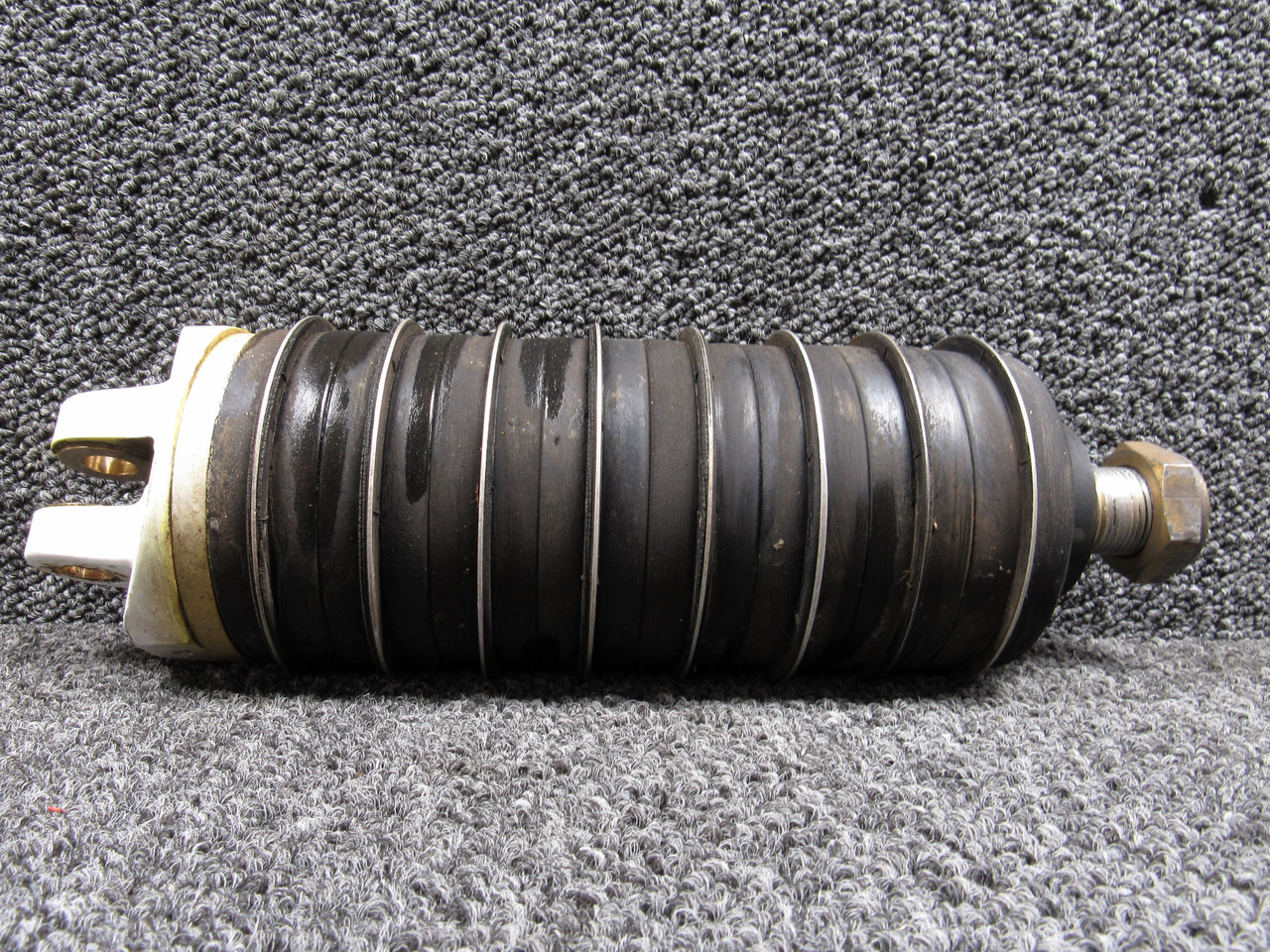 エアバリ【ハッチング社】 169-810000-117 Beech MLG Shock Absorber Rod, White Chipped Paint Unit