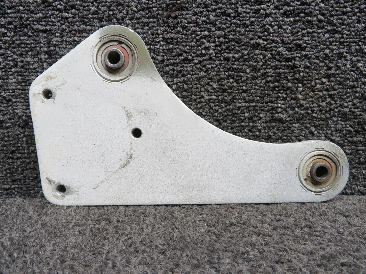 0832000-33 Cessna 310Q Elevator Bellcrank Assembly
