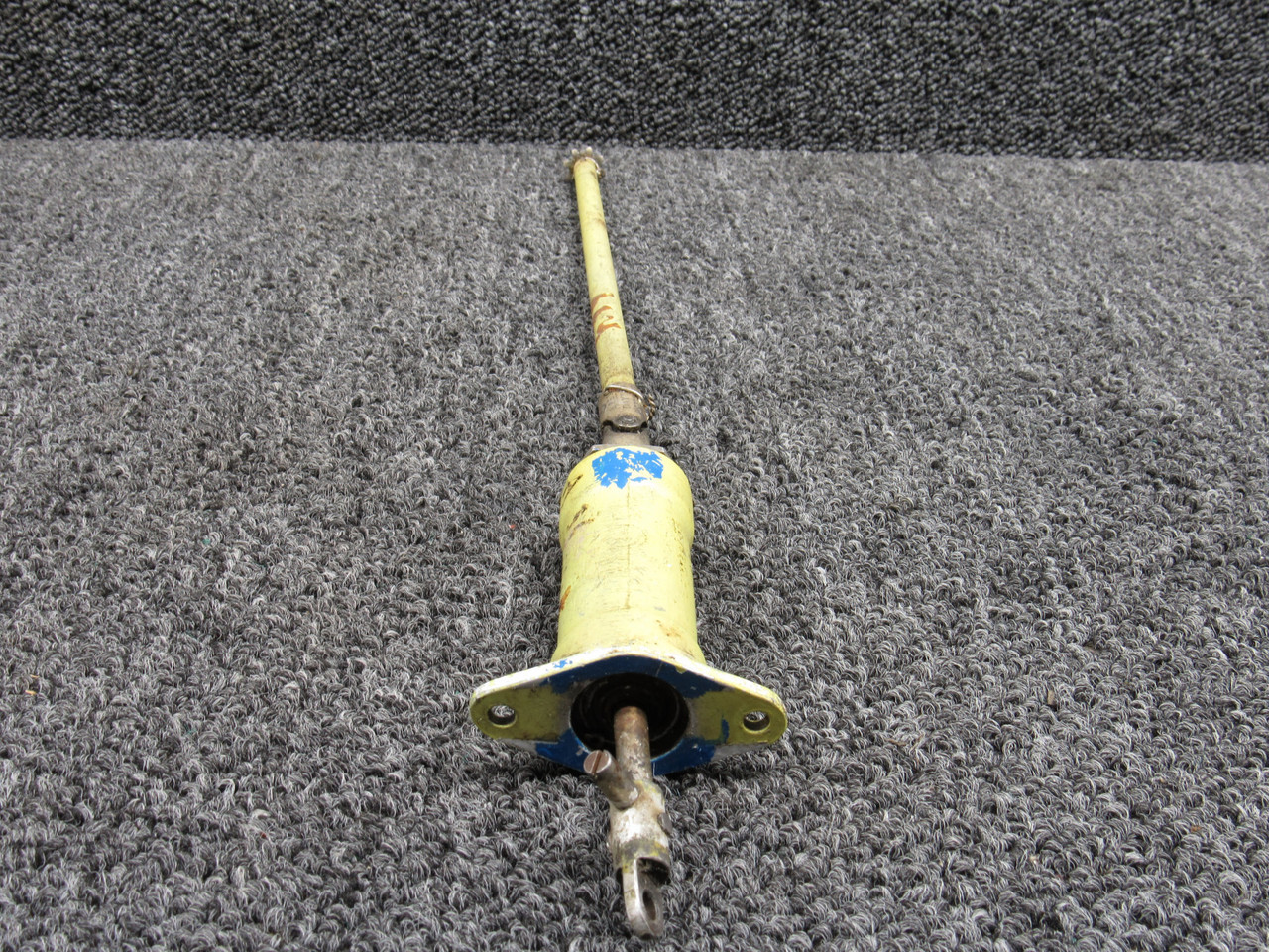 33-620000-41 Beech Trim Actuator Left Hand with Rod Unit
