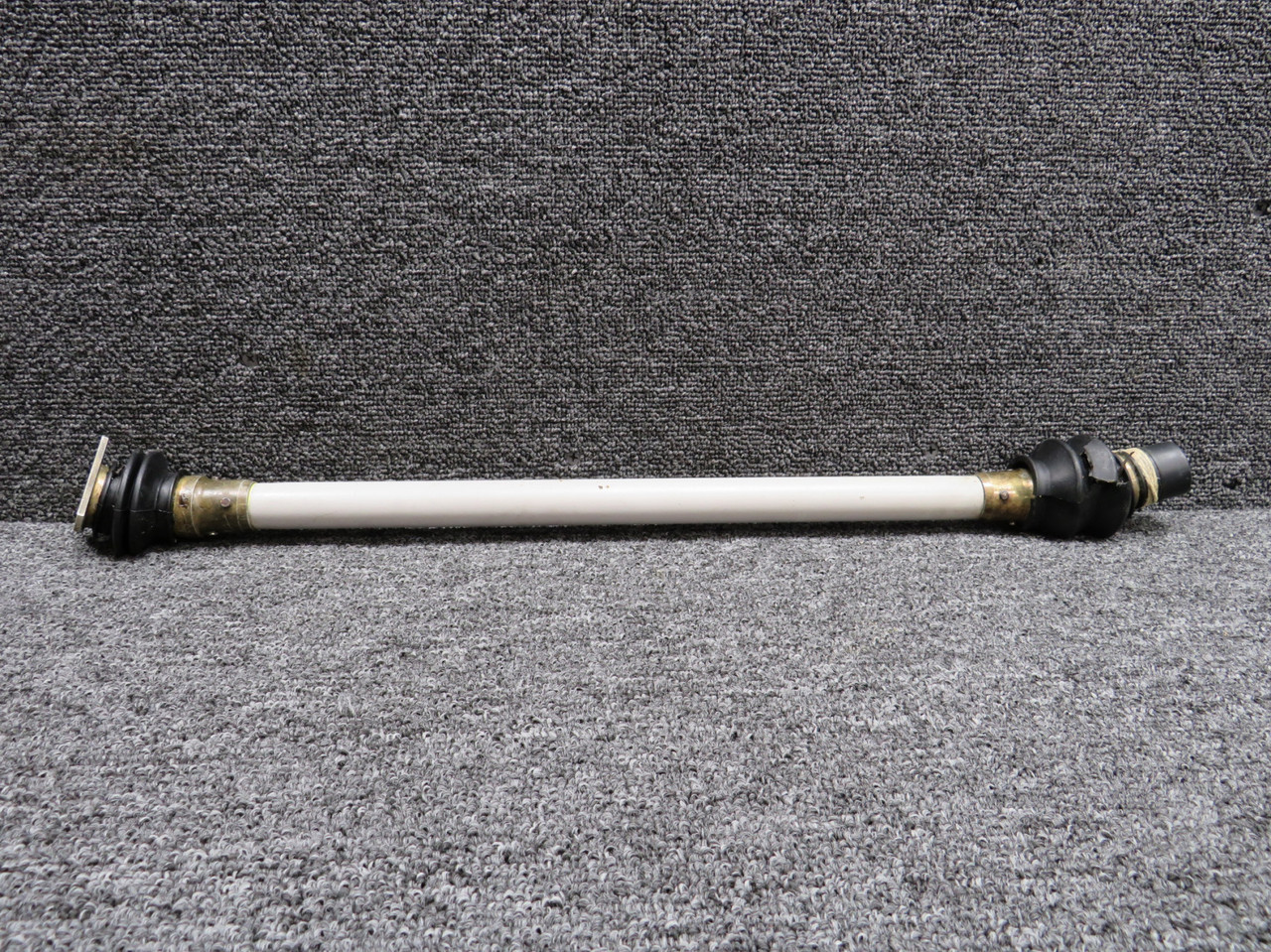 AORページ 25CF2633-23A Hawker 800A Inner Flap Torque Shaft Assembly (Broken