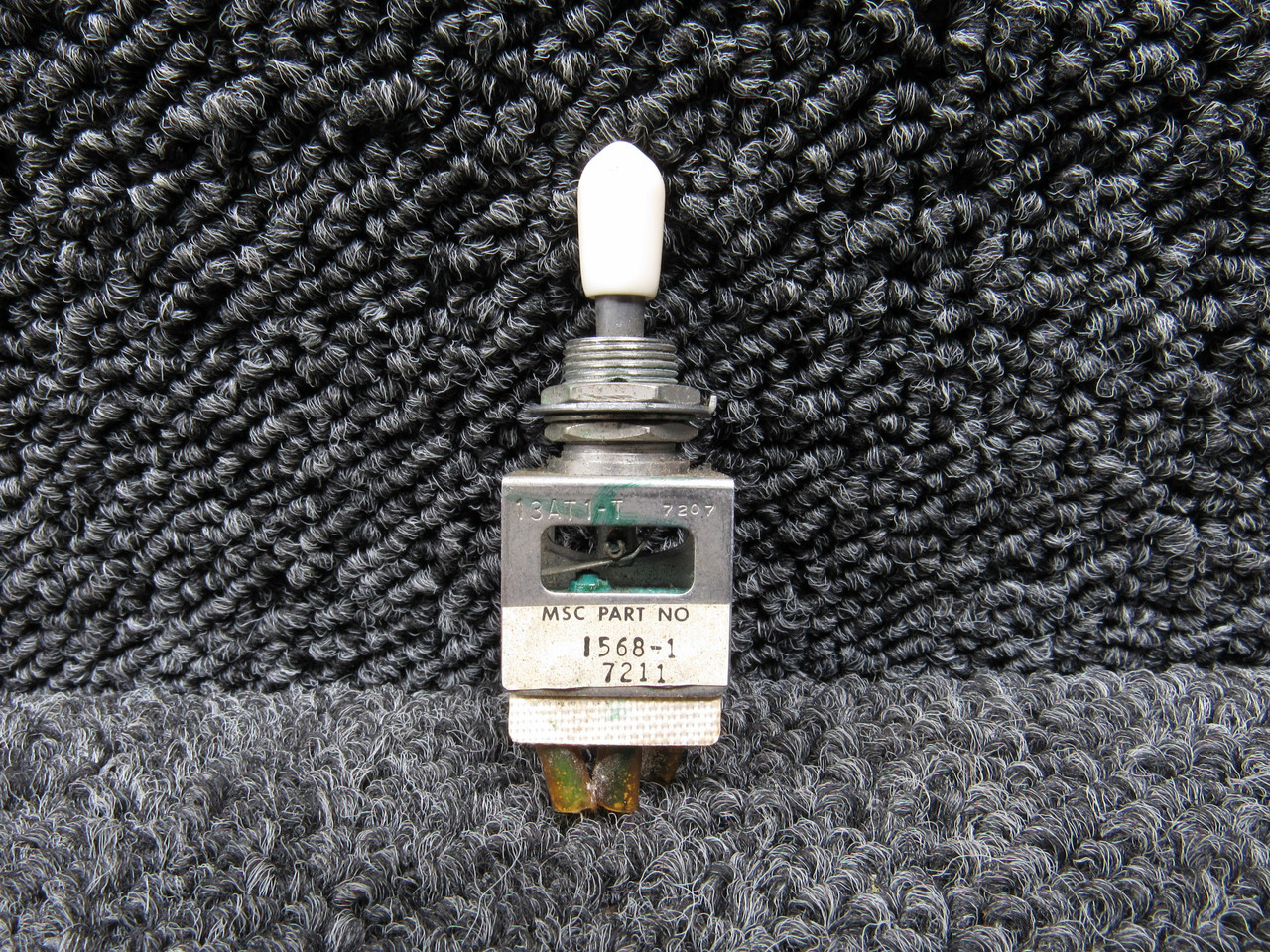ミッチー① 13AT1-T (Alt: 1568-1) Micro Switch Momentary Toggle Switch