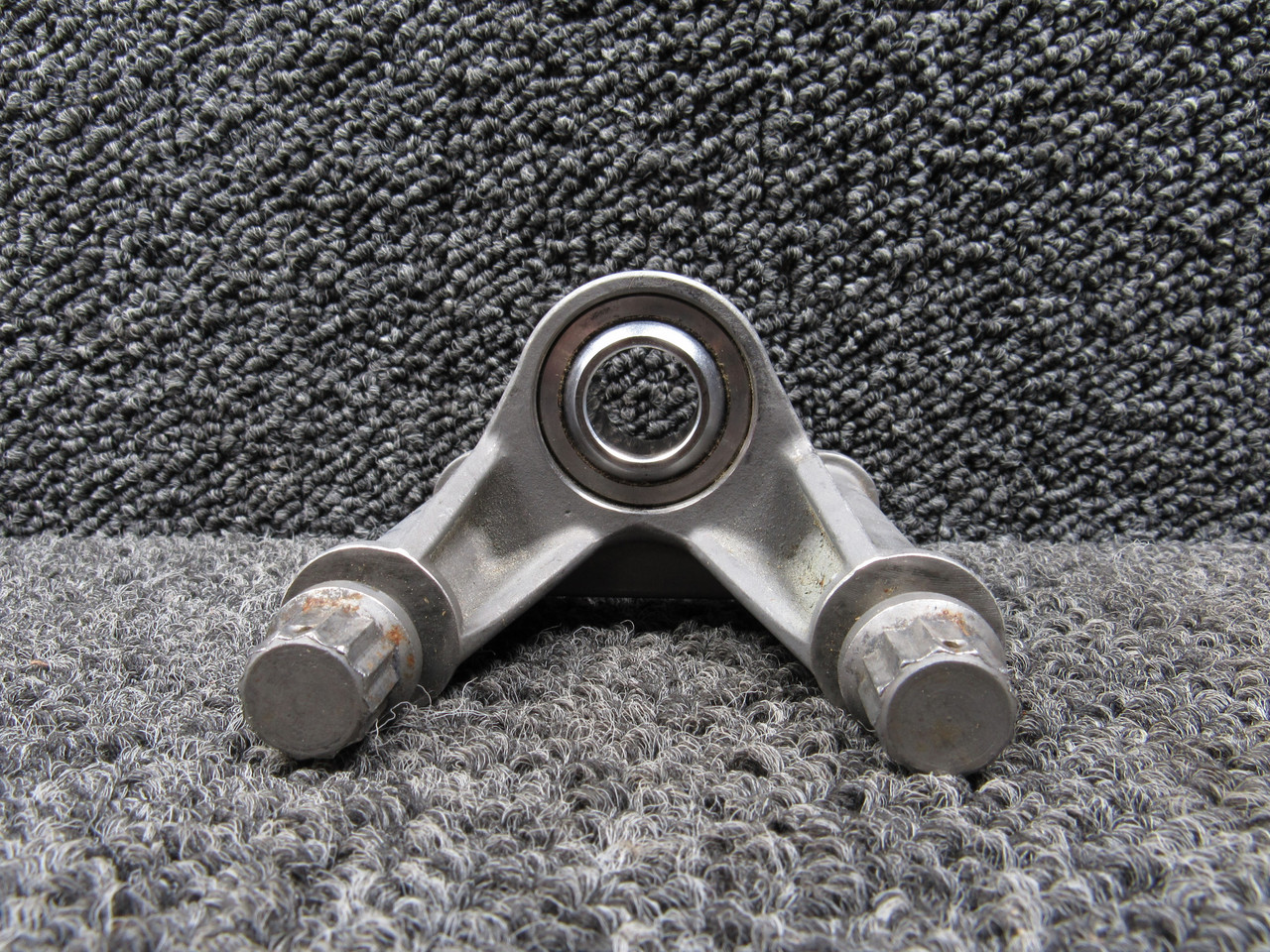 3071070-2 (Alt: 3071070-2C) Honeywell Engine Mount Assembly