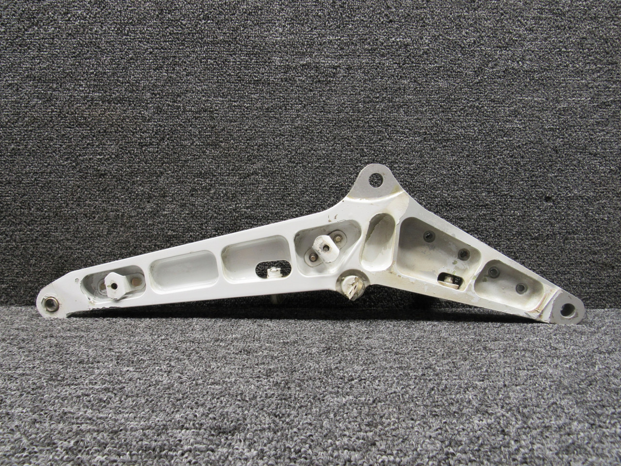 25-8WF7-1 Hawker BAE 125-800A Flap Hinge Assembly LH