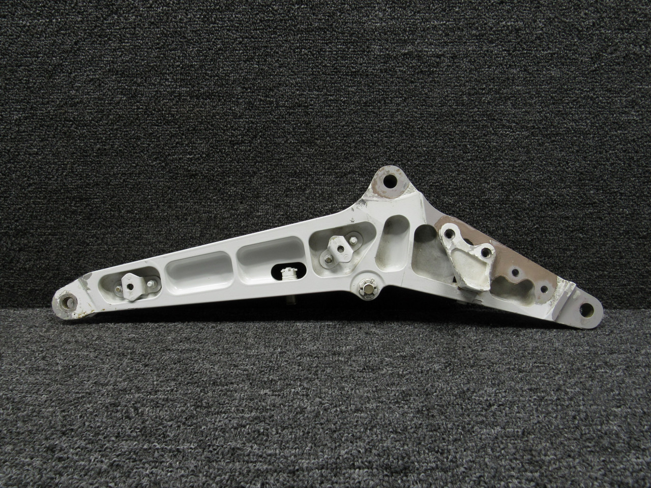 25-8WF7-2 Hawker BAE 125-800A Flap Hinge Assembly RH