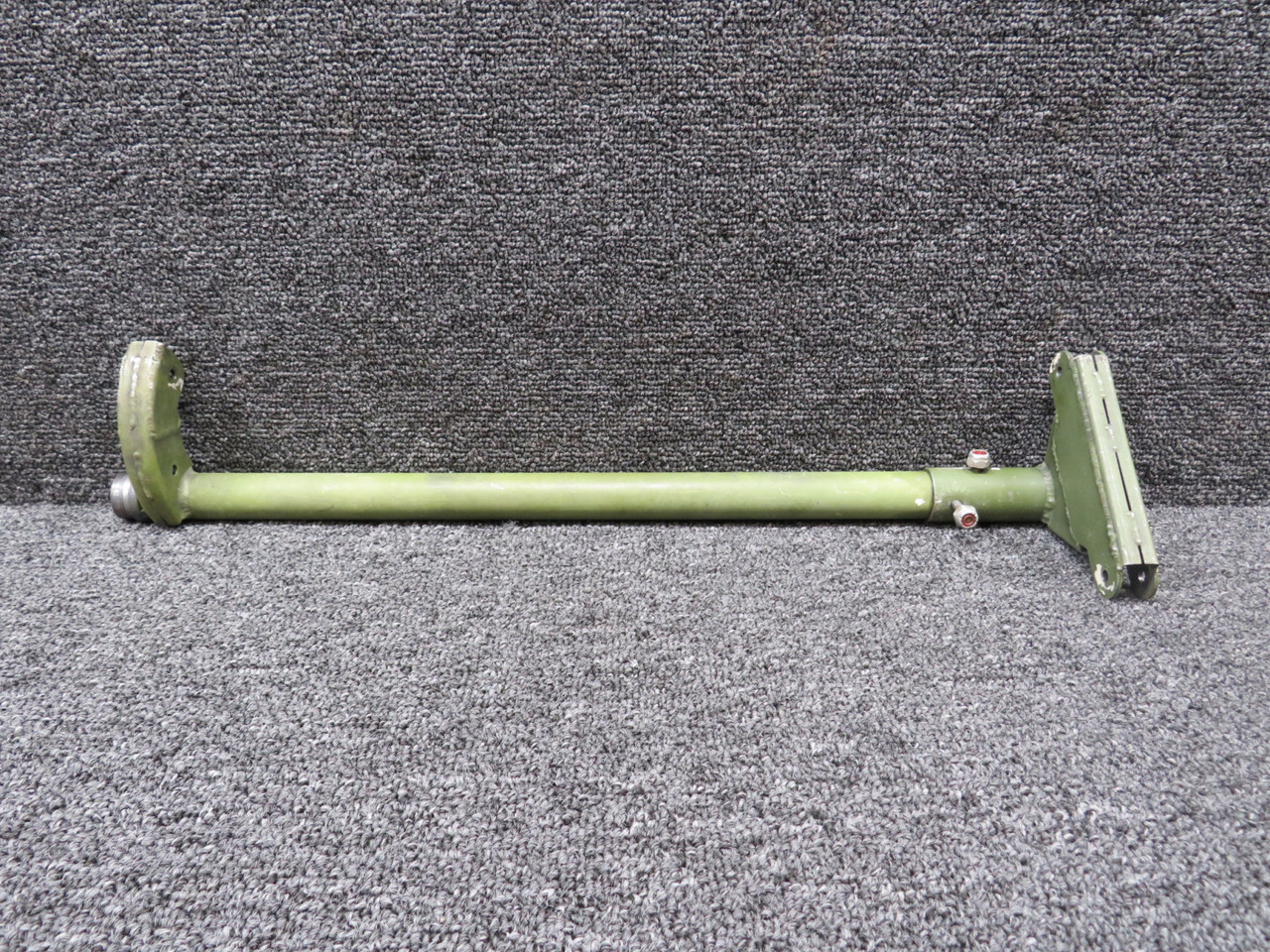 1542034-33 (Weu: 1542034-40) Cessna 337G Nose Gear Door Bellcrank