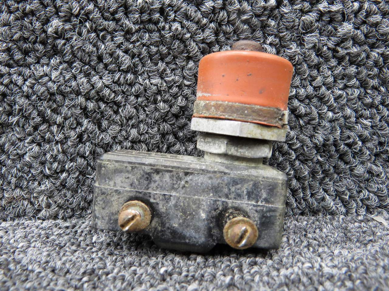 MPY1957ページ BZ-7RQ31T1 (Alternate PN: 487-805) Micro Switch Landing Gear Limit