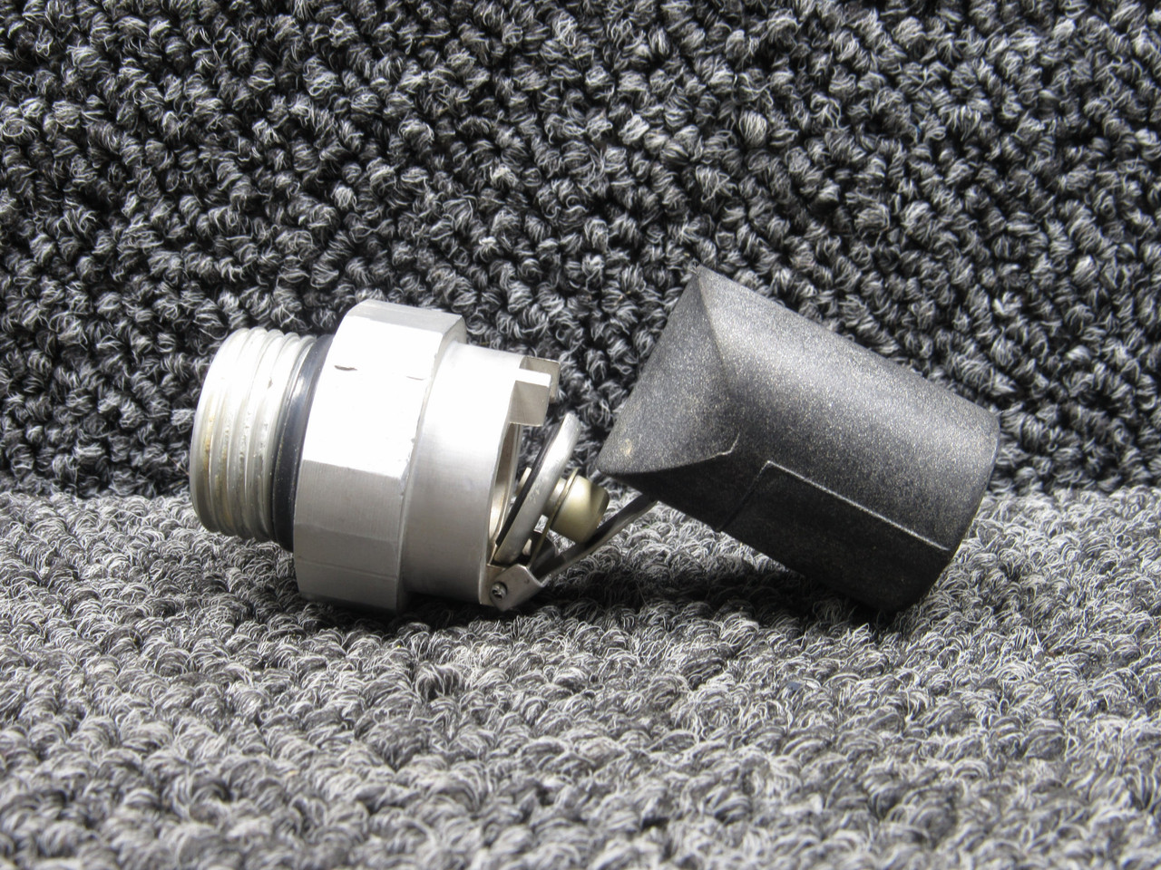 3622-00-1 Dukes Fuel Float Valve Assembly