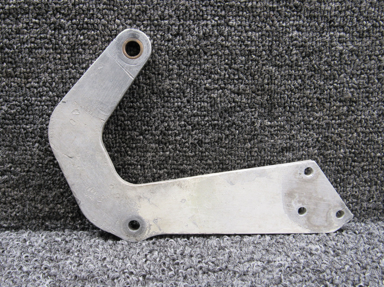 5013074-1 Cessna 401 Nose Landing Gear Door Hinge For Sale