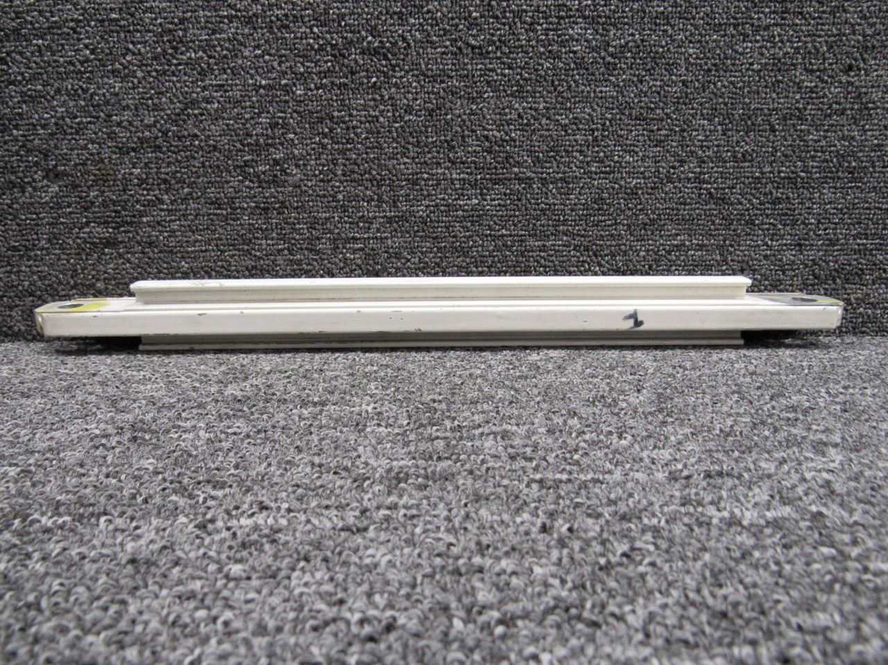 35-815252-1 Beechcraft Main Landing Gear Column Fwd