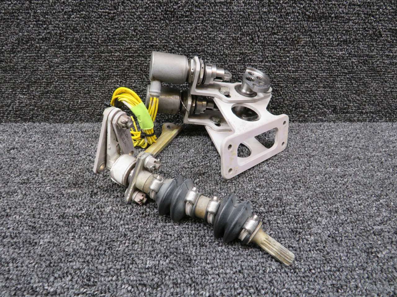 25-8CW375-62A Hawker BAE 125-800A Bracket Assembly RH