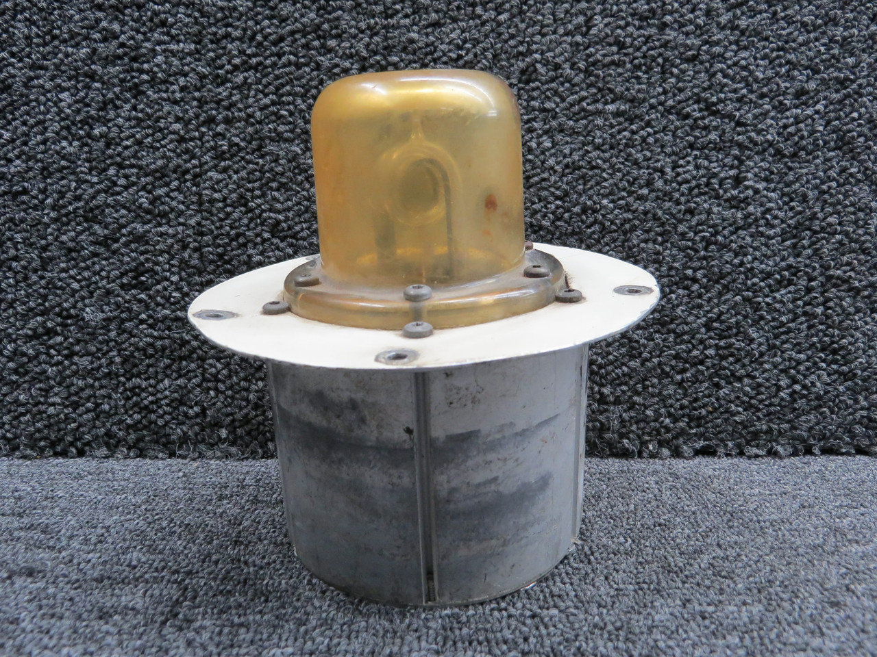 4400 Universal Corporation Flight Strobe Beacon Assembly (Volts: 28) (Core)