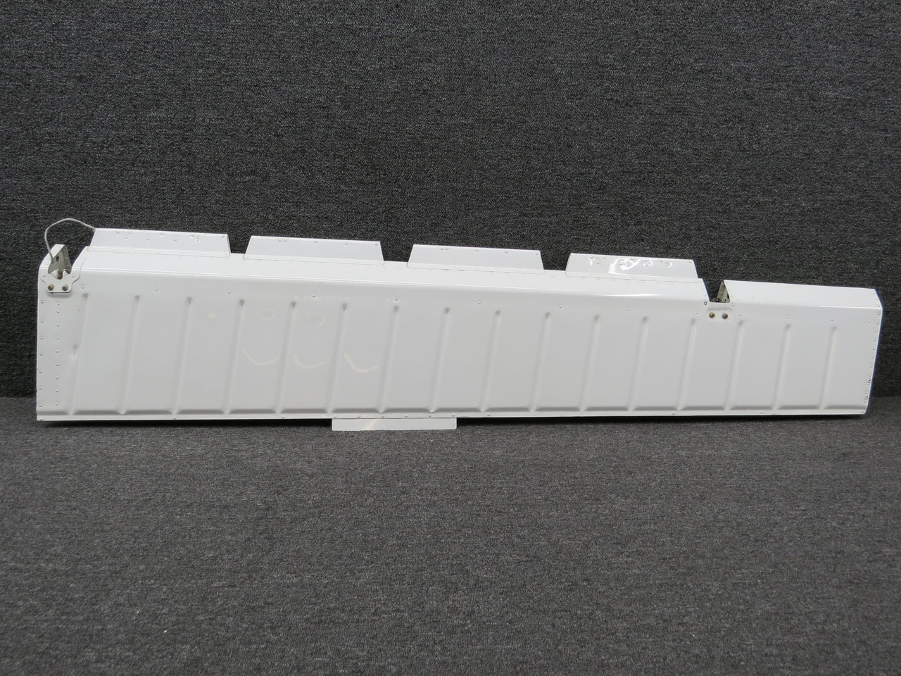 95-130000 Beechcraft B95A Aileron Assembly LH or RH (Damaged)