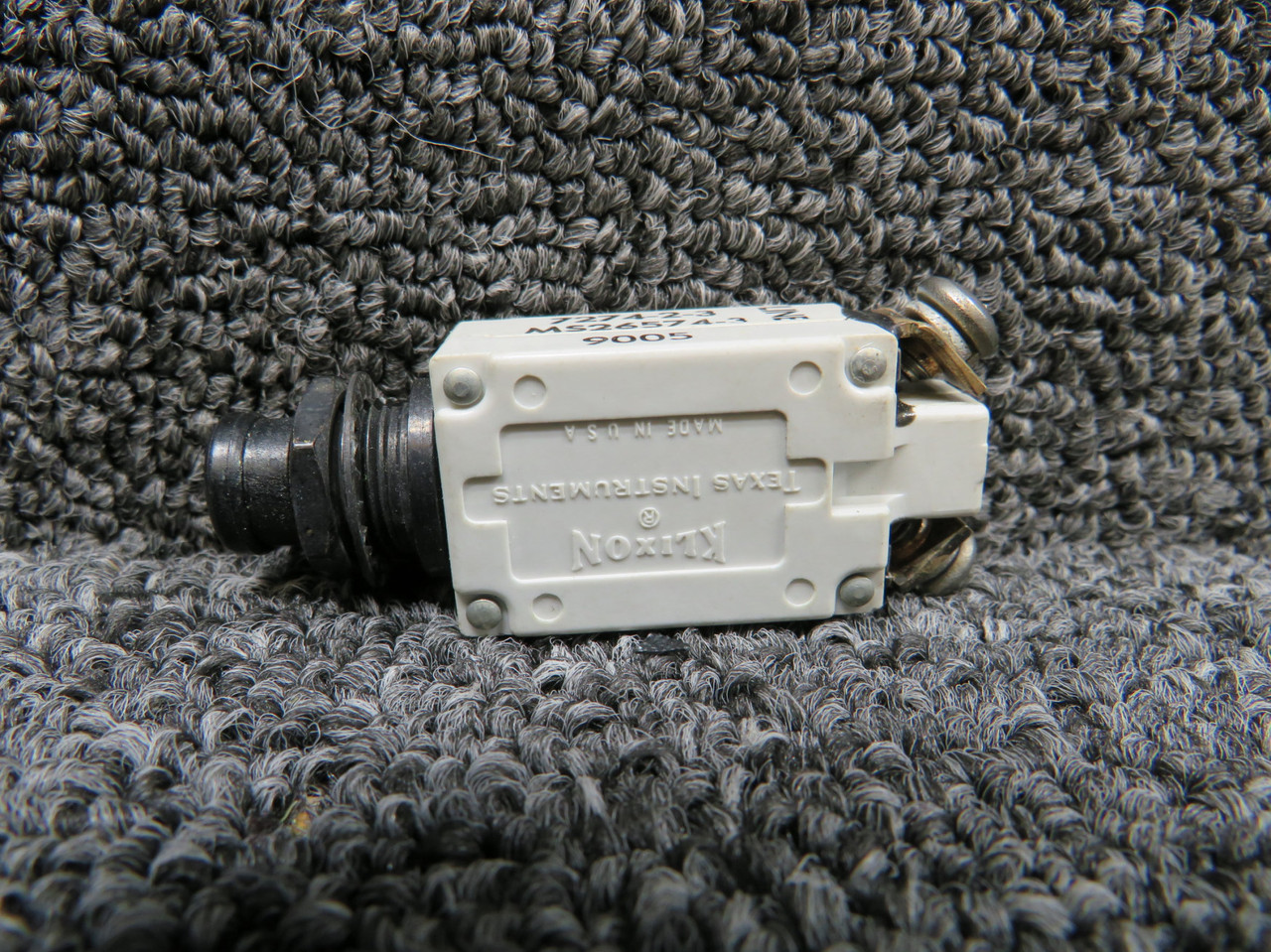 7274-2-3 (Alt: MS26574-3) Klixon Circuit Breaker (3 Amps)