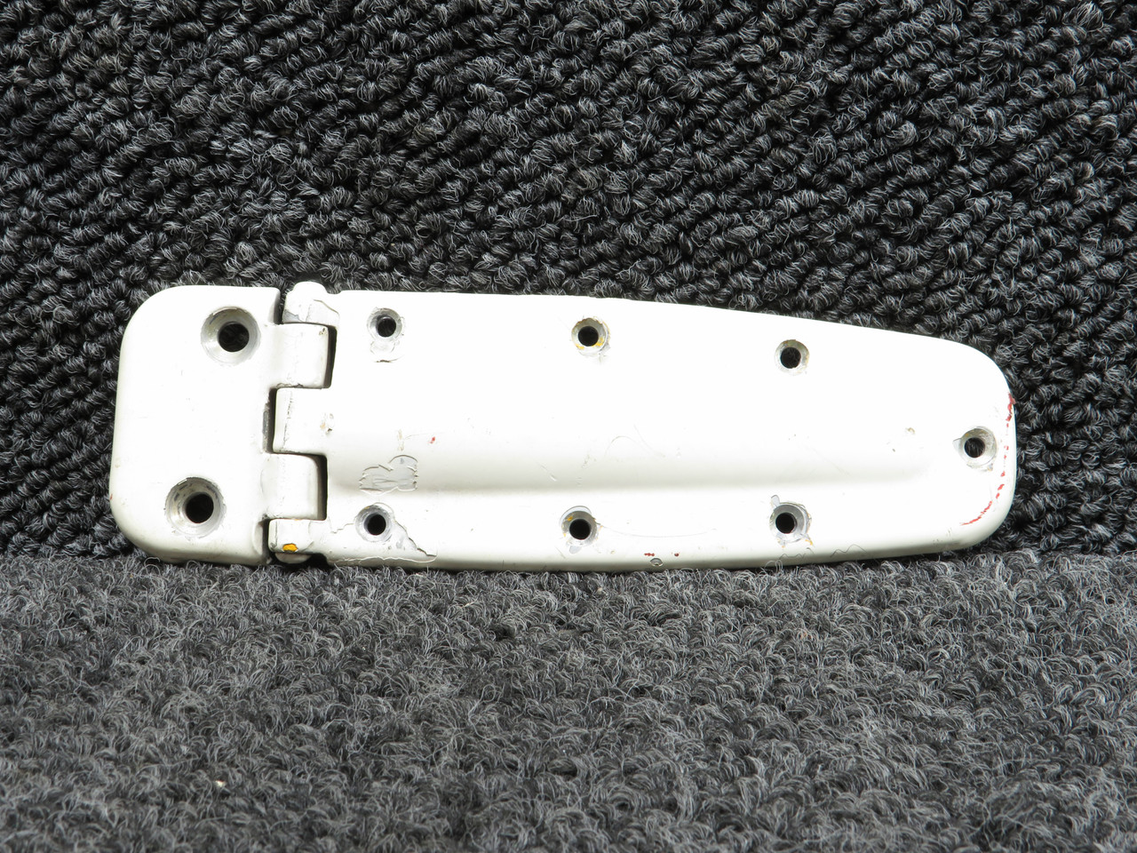 0711037-21, 0711037-19 (Cast: 0711037-498) Cessna 210B Lower Door Hinge Assembly