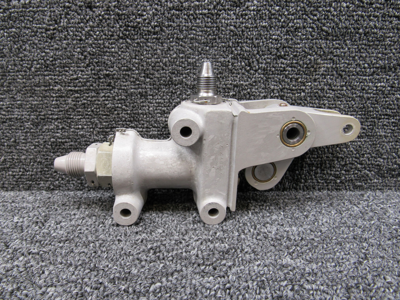 AIR69200 Hawker BAE 125-800A Hand Pump Body