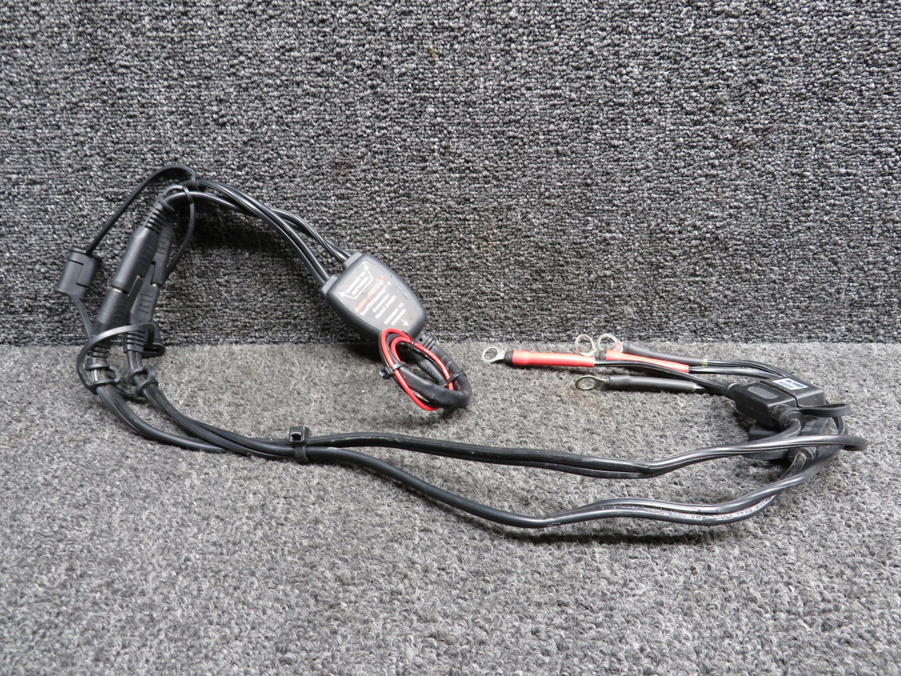 210AY BatteryMINDer SmarTECHnology Multiple Battery Charger Connector