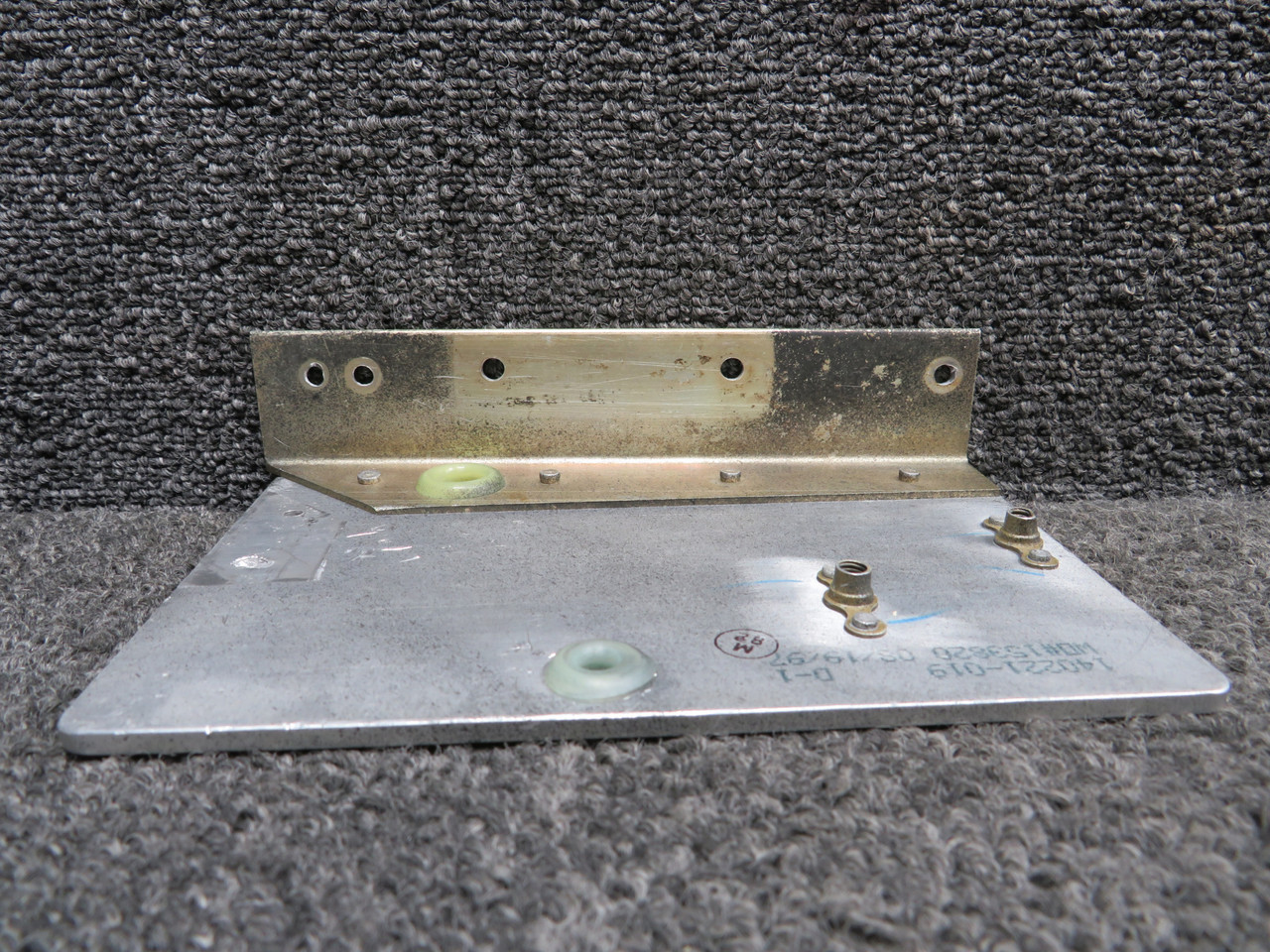 140221-019, 140221-017 Mooney M20M Inboard RH Aft Seat Adjust Bracket