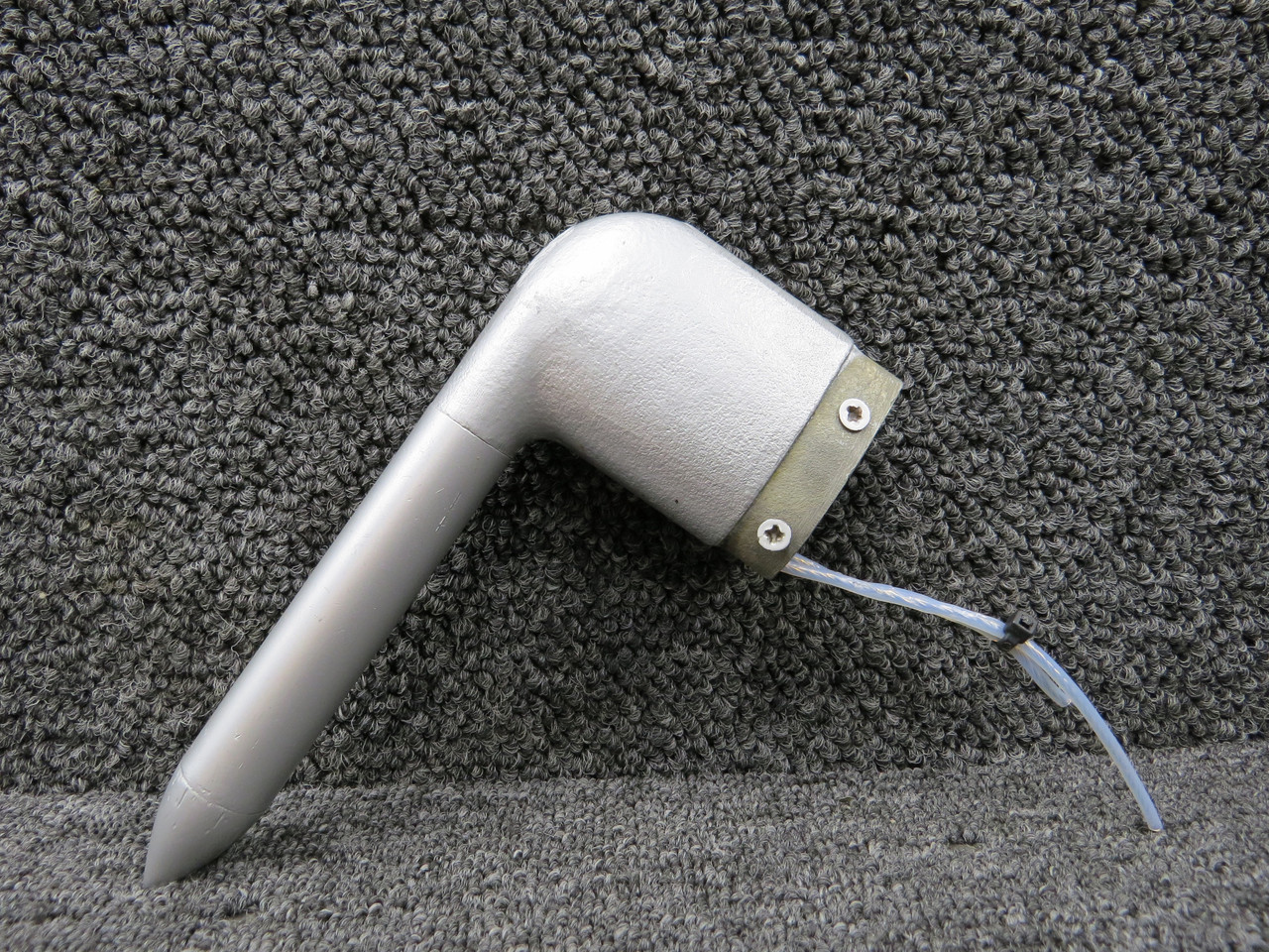 rmse0824Aaページ 0721105-7 Cessna 210 Heated Pitot Tube (Bead Blasted)