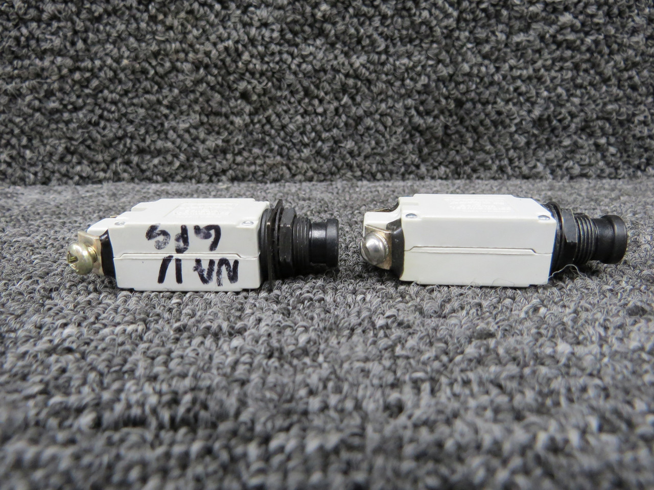7277-2-7.5, 7274-2-7.5 Klixon Set of 2 Circuit Breakers (Amps: 7.5)